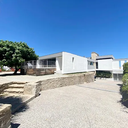 D'architecte, Acces Prive Plage, Acces Port Villa *